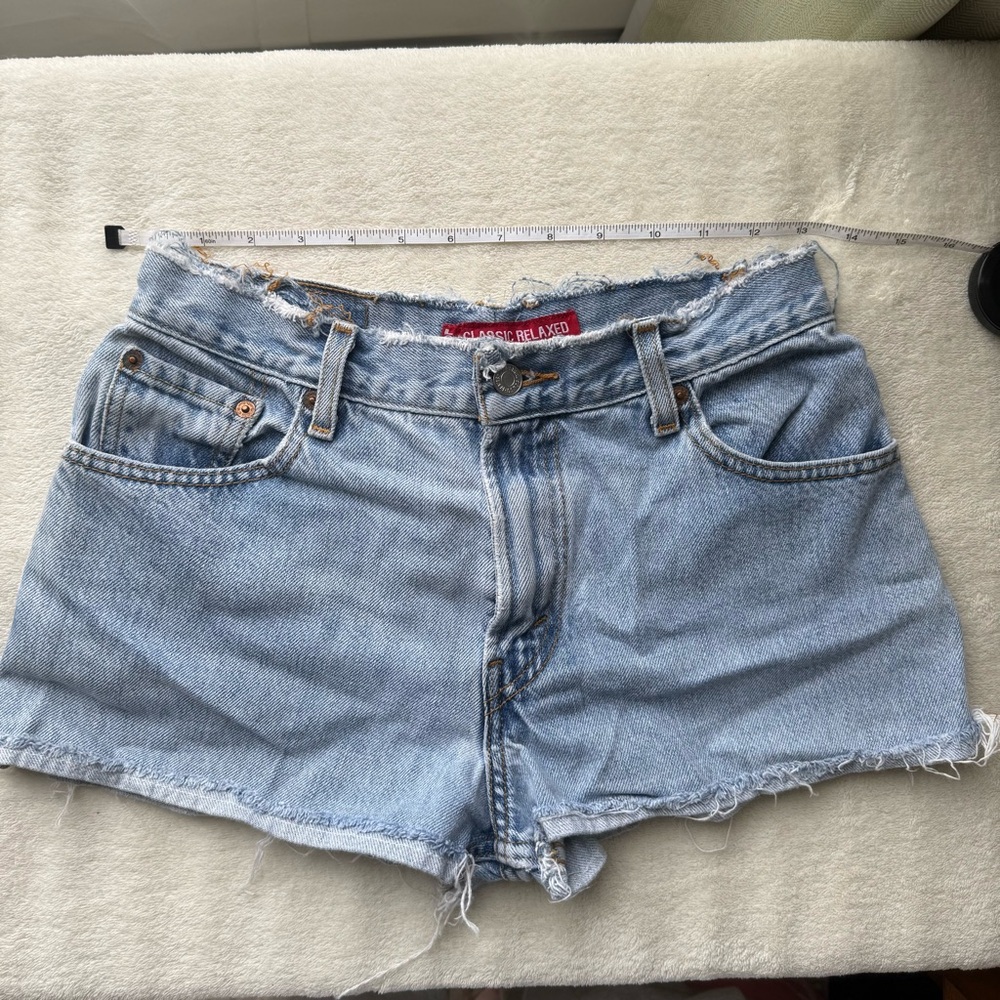 Vintage Levi’s shorts